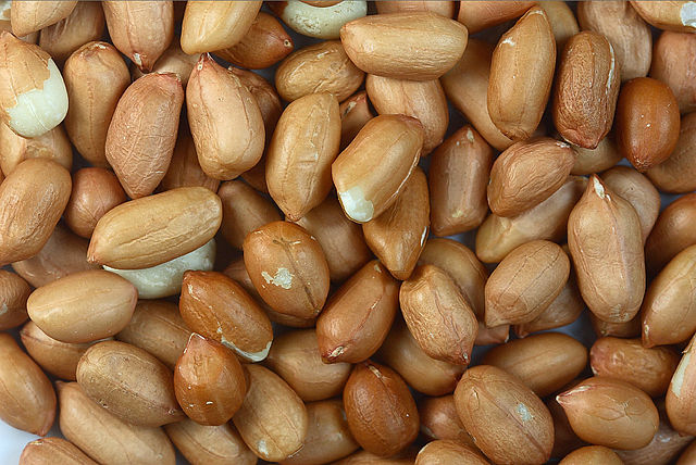 Peanuts With Skin