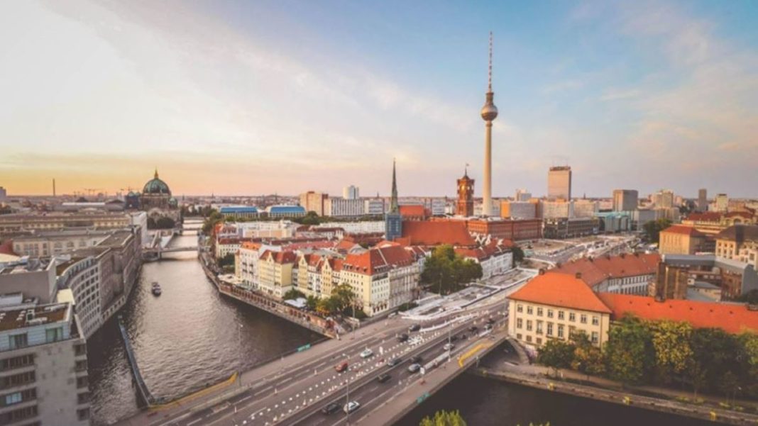 3 Inspiring Ideas for Your Next Company Retreat in Berlin