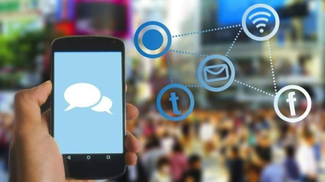 7 Benefits of Having a Cloud-Based Contacts Directory